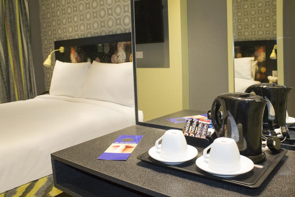 Best Western Plus London Wembley Hotel Экстерьер фото