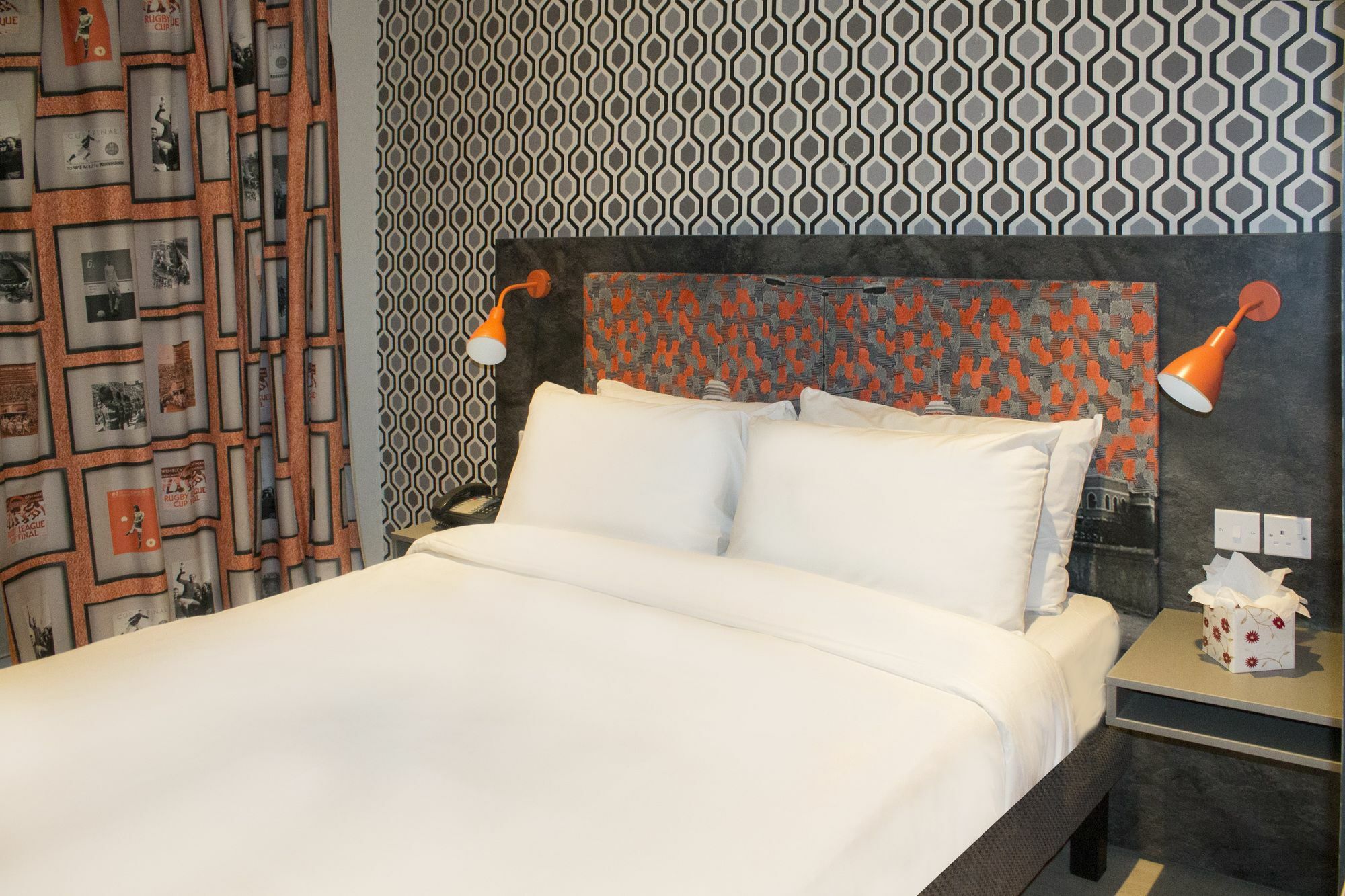 Best Western Plus London Wembley Hotel Экстерьер фото